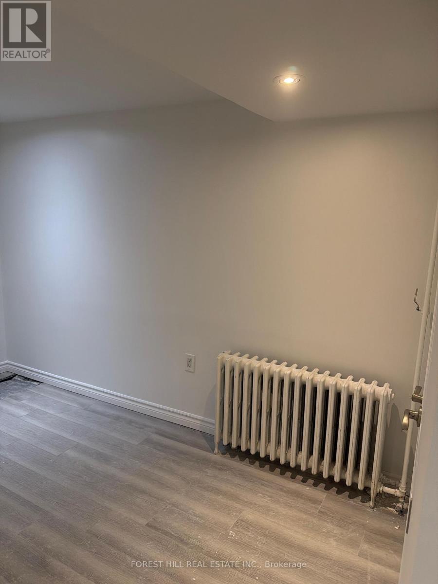 Lower - 67 Brunswick Avenue, Toronto, Ontario  M5S 2L8 - Photo 12 - C12960864