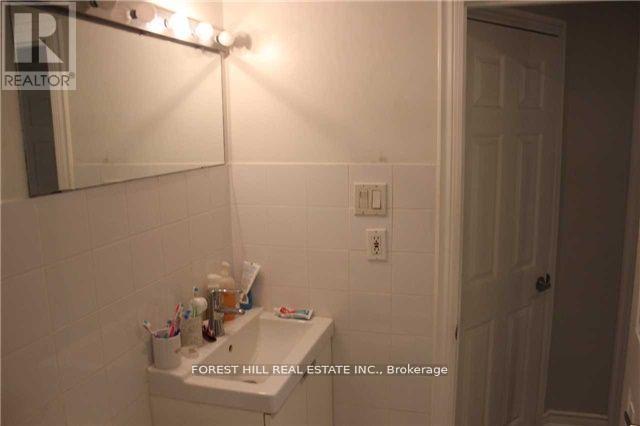 Lower - 67 Brunswick Avenue, Toronto, Ontario  M5S 2L8 - Photo 4 - C12960864