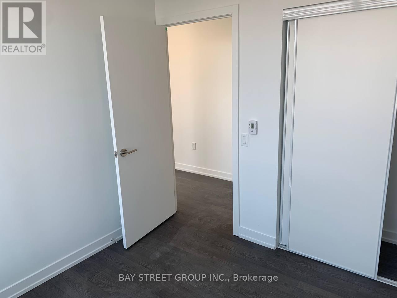 2306 - 8 Olympic Garden Drive, Toronto, Ontario  M2M 0B9 - Photo 15 - C12960912