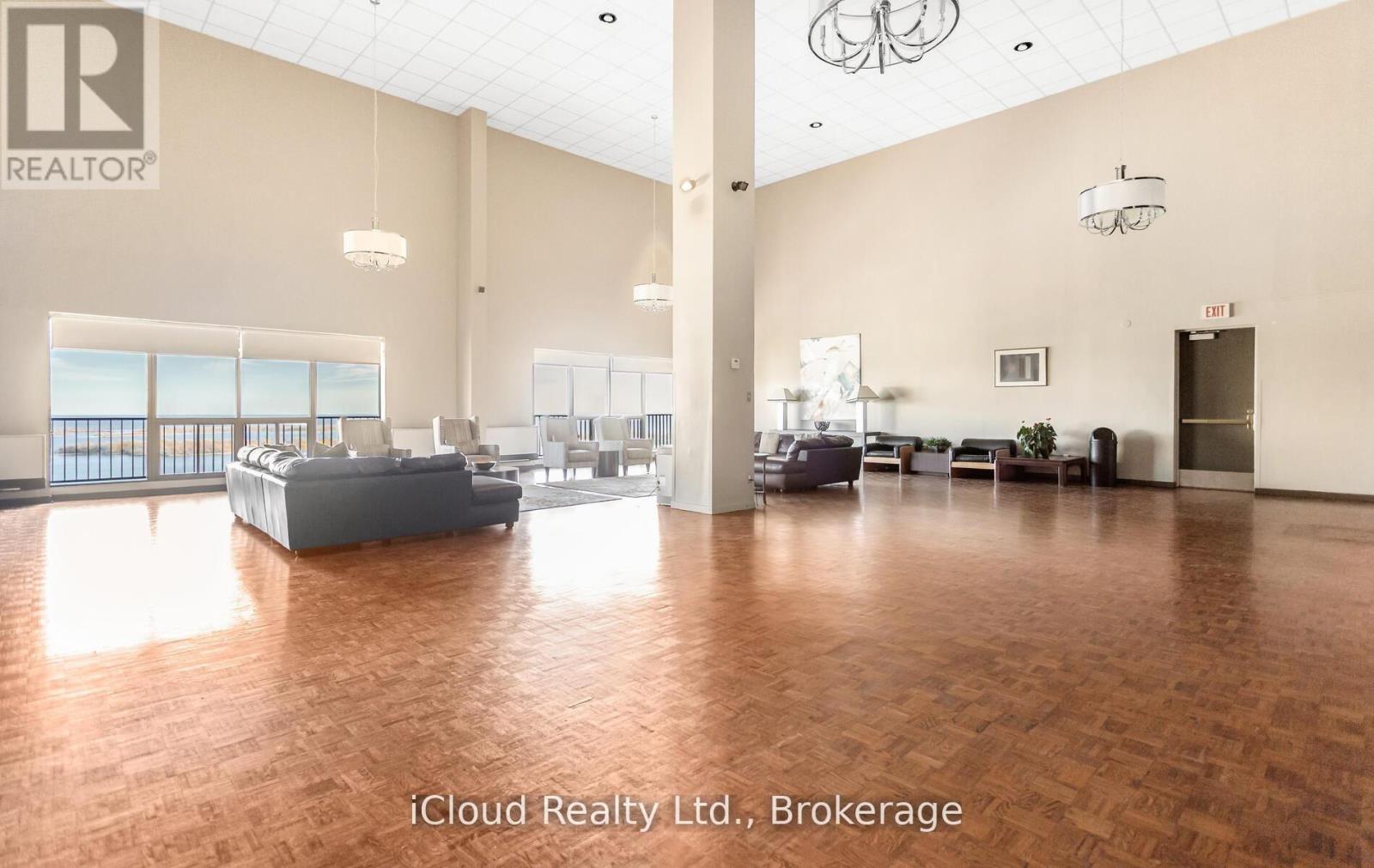 837 - 33 Harbour Square, Toronto, Ontario  M5J 2G2 - Photo 34 - C12960940