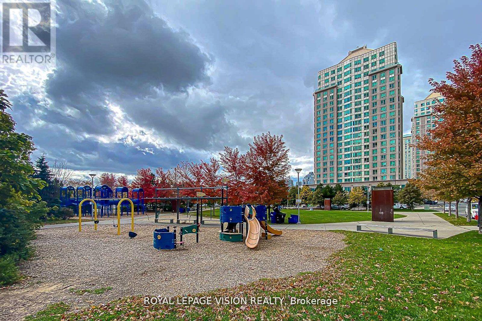 2106 - 11 Lee Centre Drive, Toronto, Ontario  M1H 3J5 - Photo 4 - E12960836