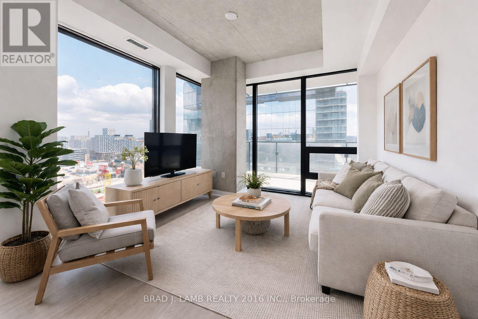 1702 - 284 KING STREET E, Toronto, Ontario