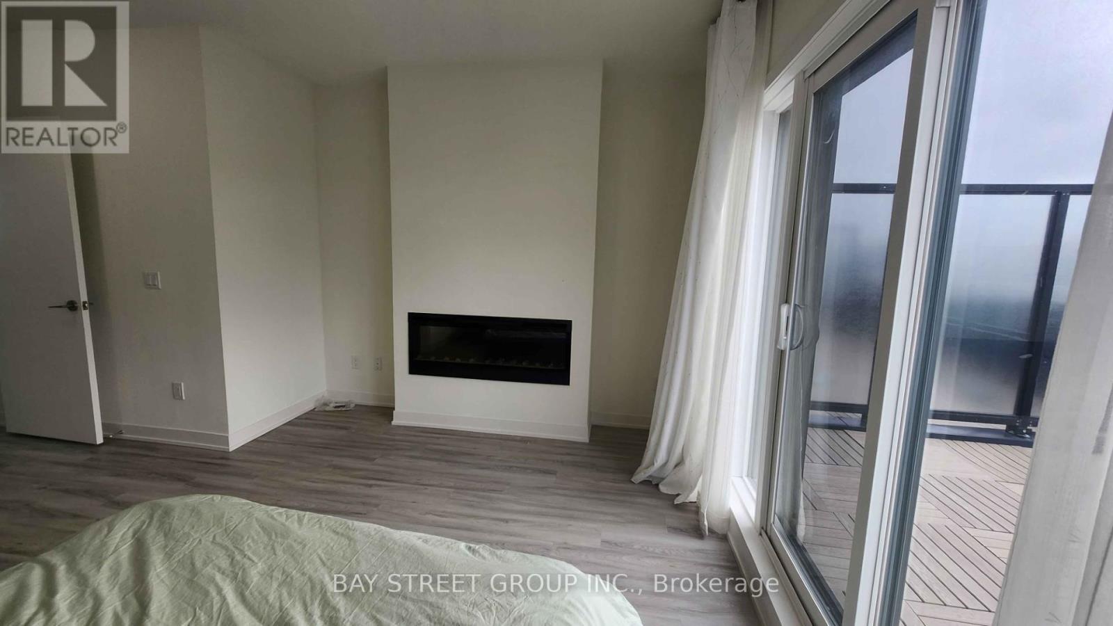 607 - 7 Steckley House Lane, Richmond Hill, Ontario  L4S 0N1 - Photo 13 - N12960754