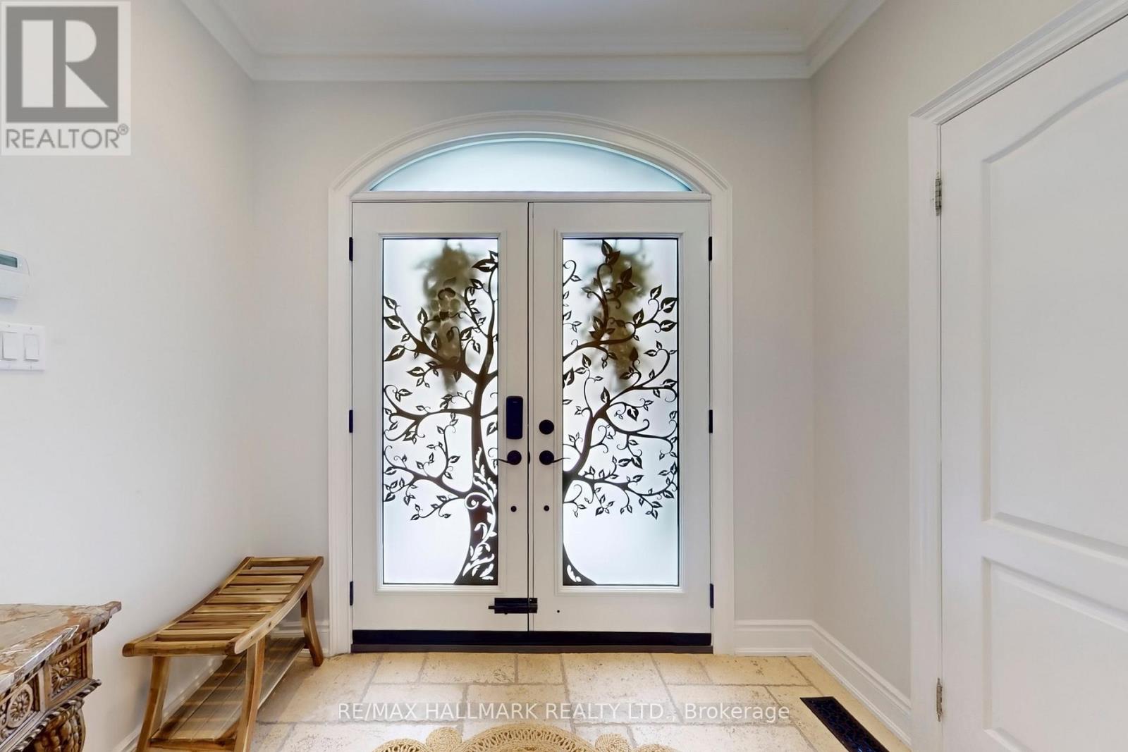 14 Robert Gray Road, Whitchurch-Stouffville, Ontario  L4A 1M4 - Photo 2 - N12960760