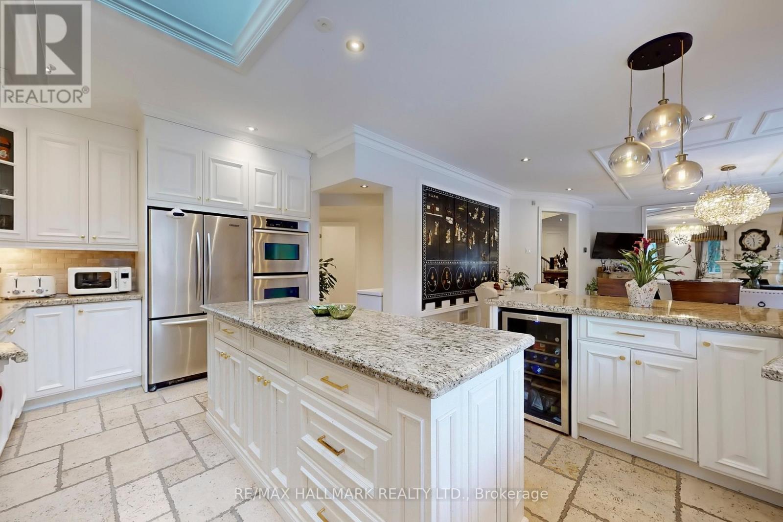 14 Robert Gray Road, Whitchurch-Stouffville, Ontario  L4A 1M4 - Photo 9 - N12960760