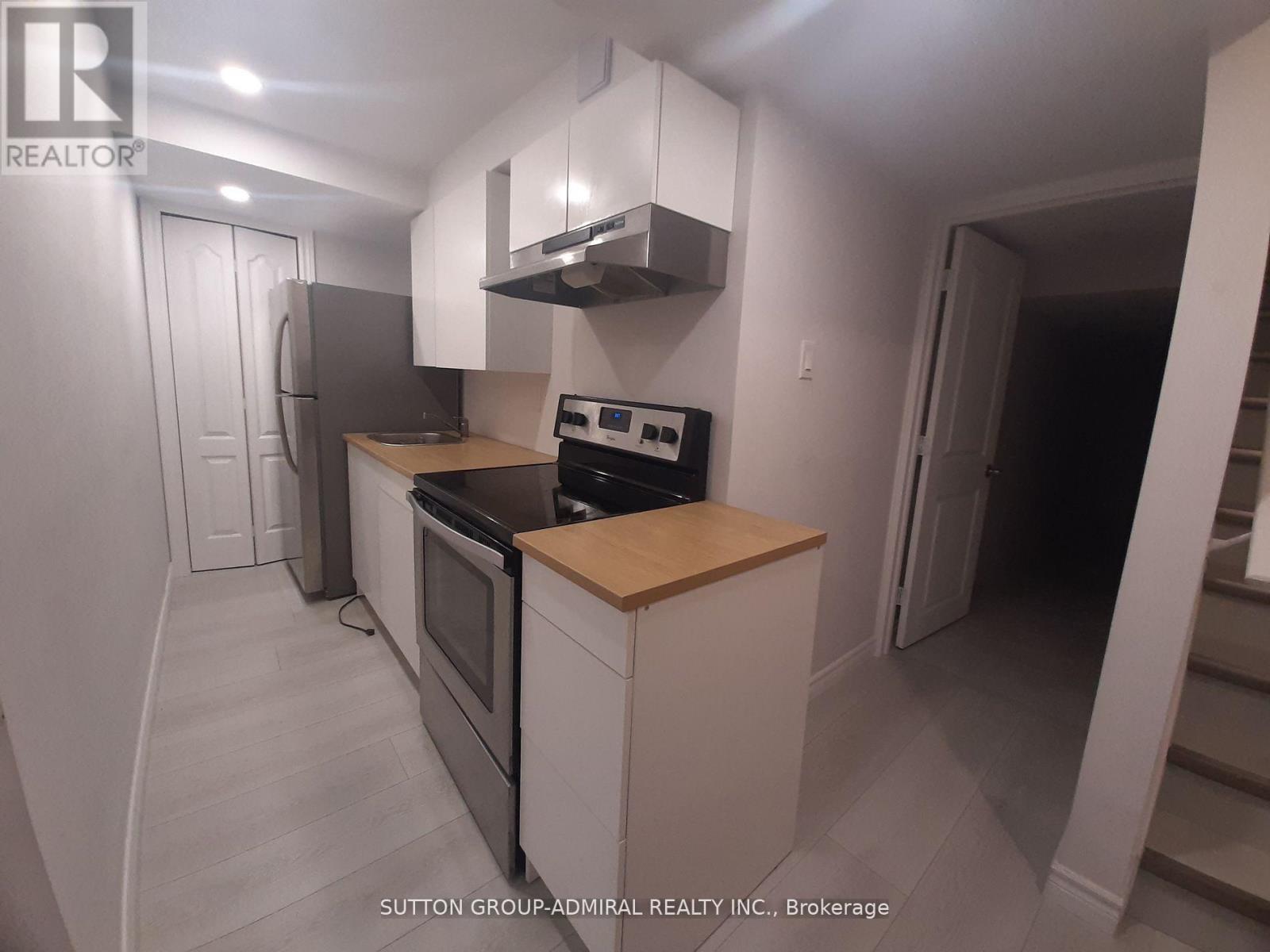 102 Lower - 1331 Major Mackenzie Drive, Vaughan, Ontario  L6A 4W4 - Photo 1 - N12960764