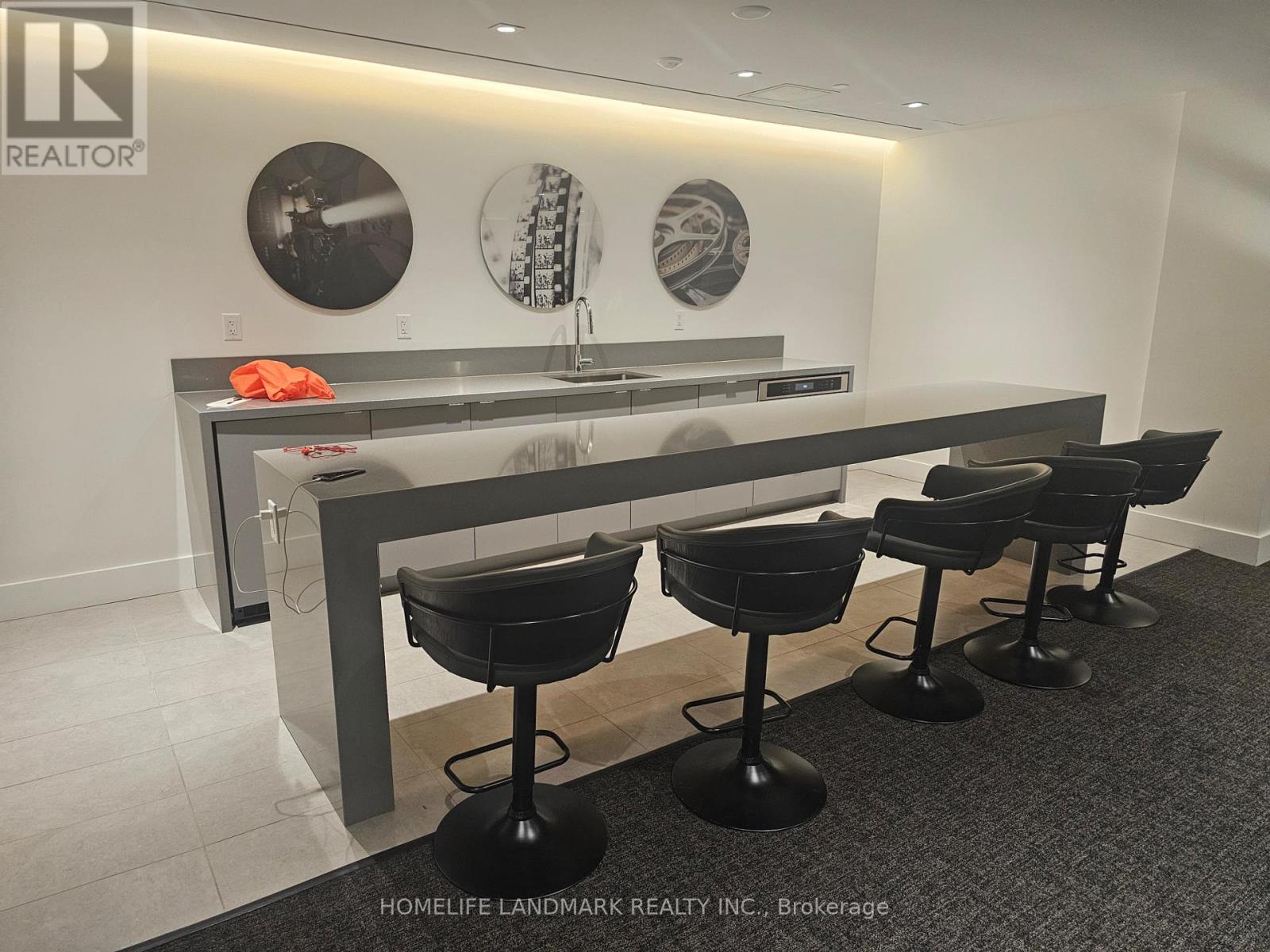 817e - 8868 Yonge Street, Richmond Hill, Ontario  L4C 1Z8 - Photo 31 - N12960832