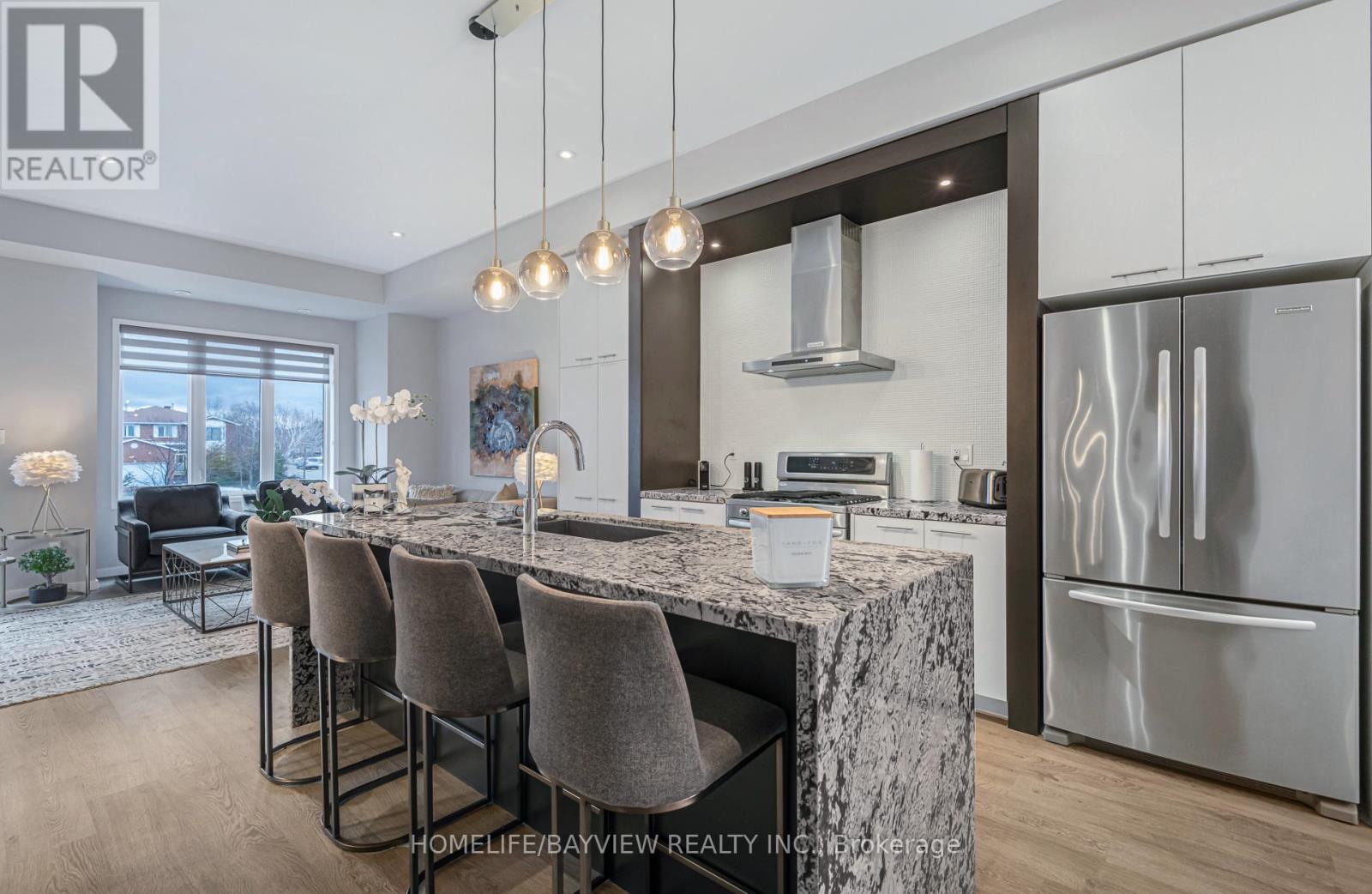 12 Genuine Lane, Richmond Hill, Ontario  L4B 0E5 - Photo 8 - N12960844