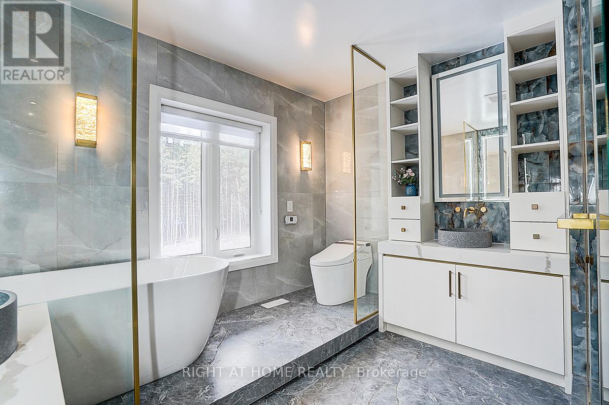 45 Loggers Trail, Whitchurch-Stouffville, Ontario  L4A 2L6 - Photo 18 - N12960908