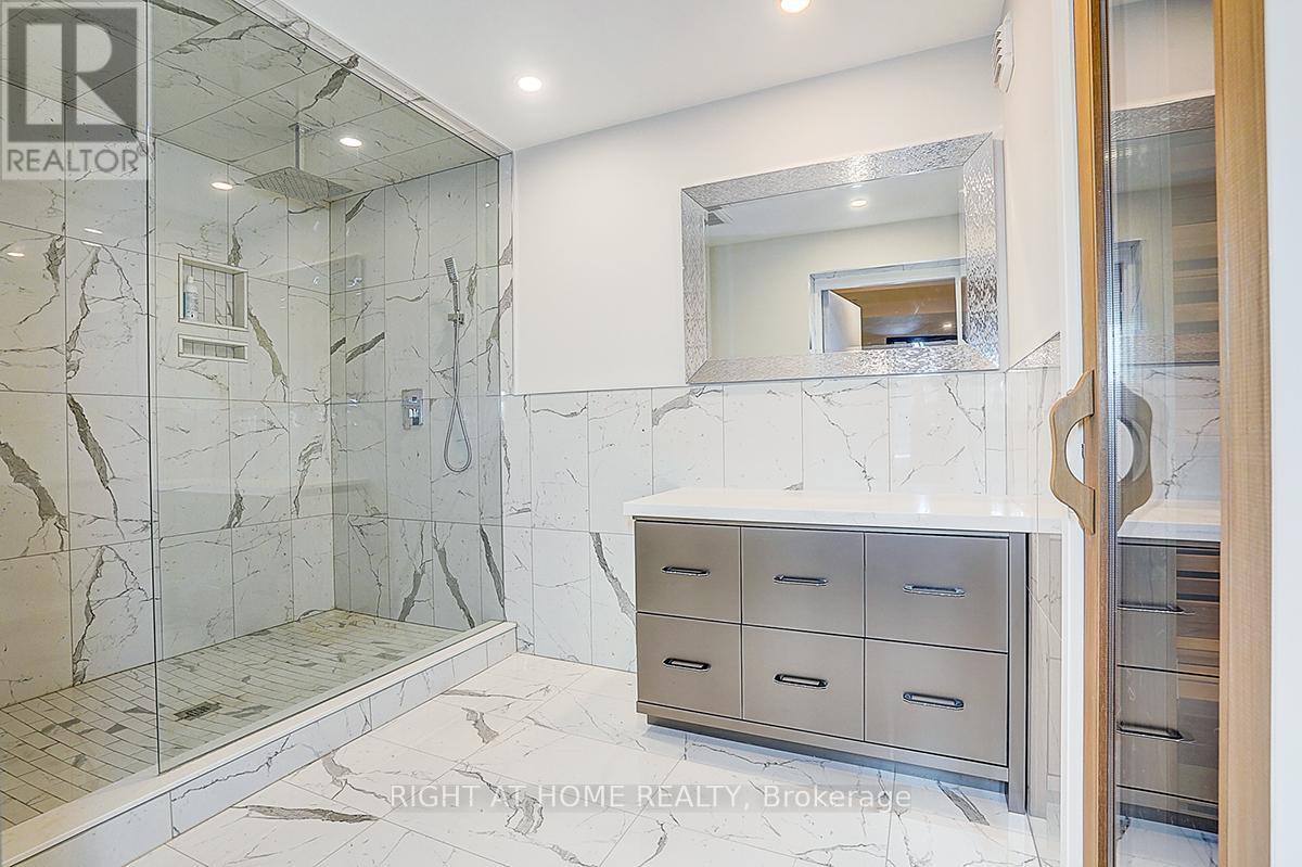 45 Loggers Trail, Whitchurch-Stouffville, Ontario  L4A 2L6 - Photo 33 - N12960908