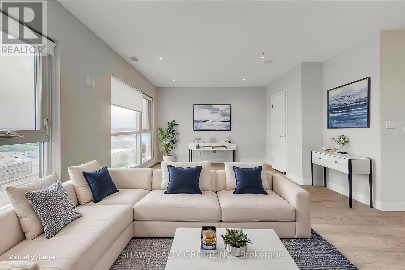 1513 - 1 Victoria Street S, Kitchener, Ontario  N2G 0B5 - Photo 2 - X12368947