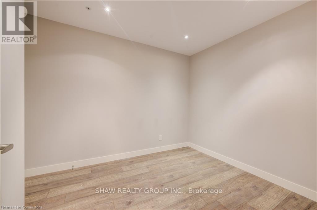 1513 - 1 Victoria Street S, Kitchener, Ontario  N2G 0B5 - Photo 23 - X12368947