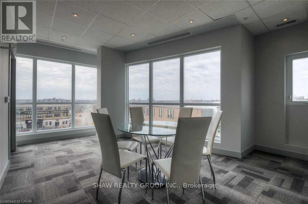 1513 - 1 Victoria Street S, Kitchener, Ontario  N2G 0B5 - Photo 45 - X12368947