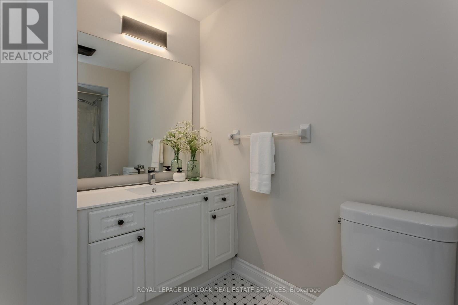 18 - 1150 Skyview Drive, Burlington, Ontario  L7P 4X5 - Photo 23 - W12960750