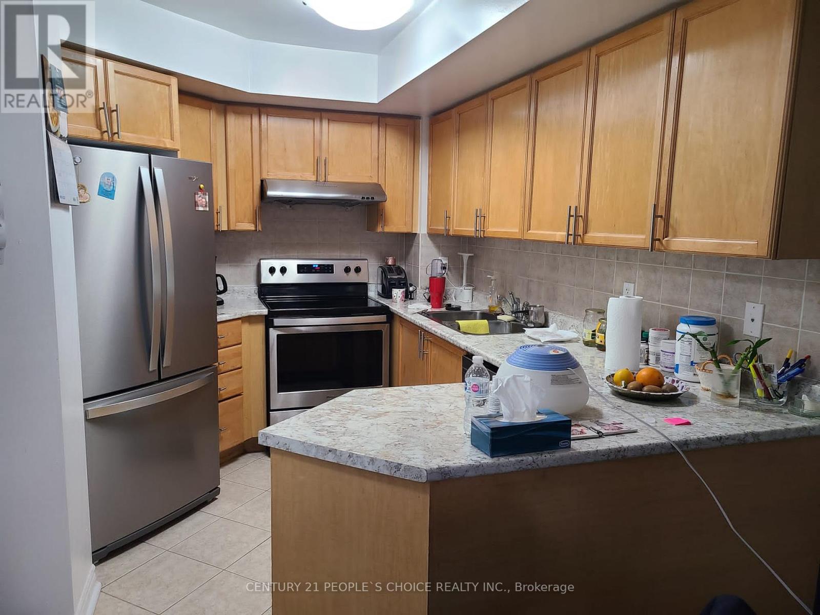 1830 - 3888 Duke Of York Boulevard, Mississauga, Ontario  L5B 4P5 - Photo 5 - W12960766