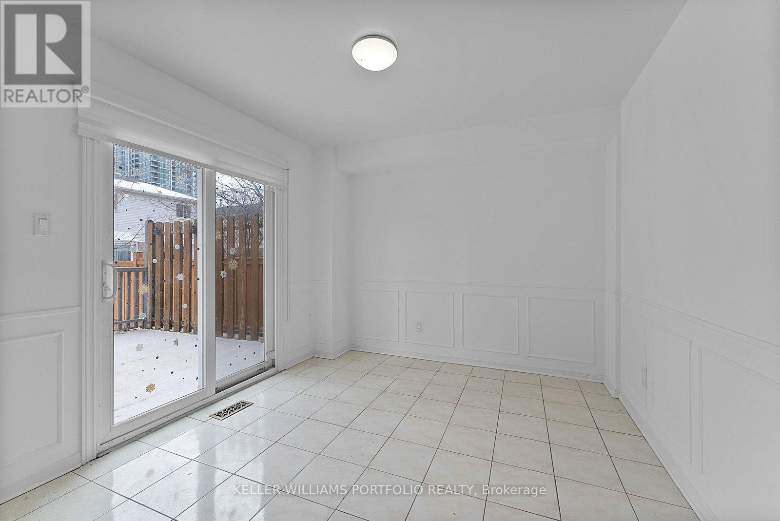 502 Turnbridge Road, Mississauga, Ontario  L5B 3M3 - Photo 13 - W12960816