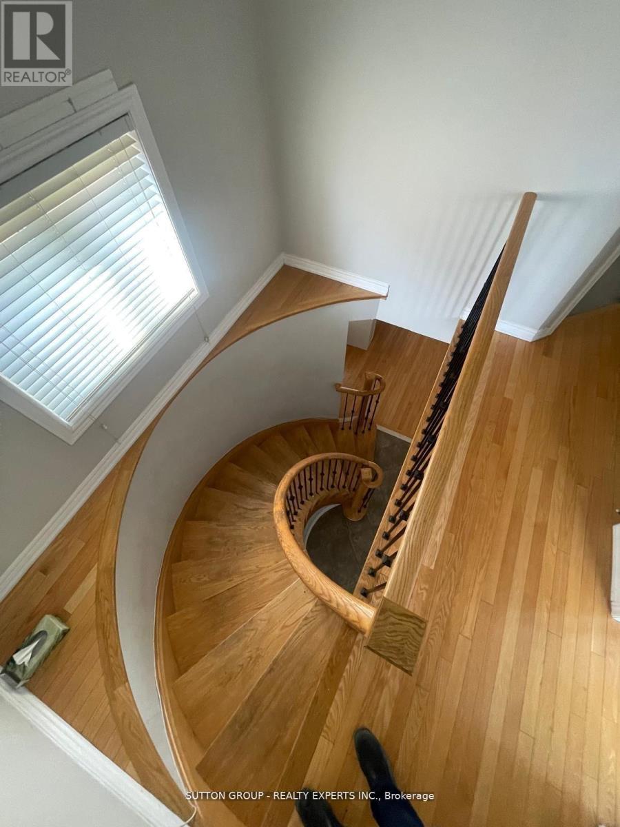 16 Freedom Oaks Trail, Brampton, Ontario  L6P 0B5 - Photo 17 - W12960870