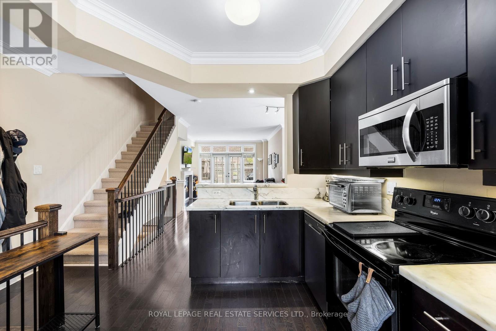 122 Six Point Road, Toronto, Ontario  M8Z 0A1 - Photo 18 - W12960914