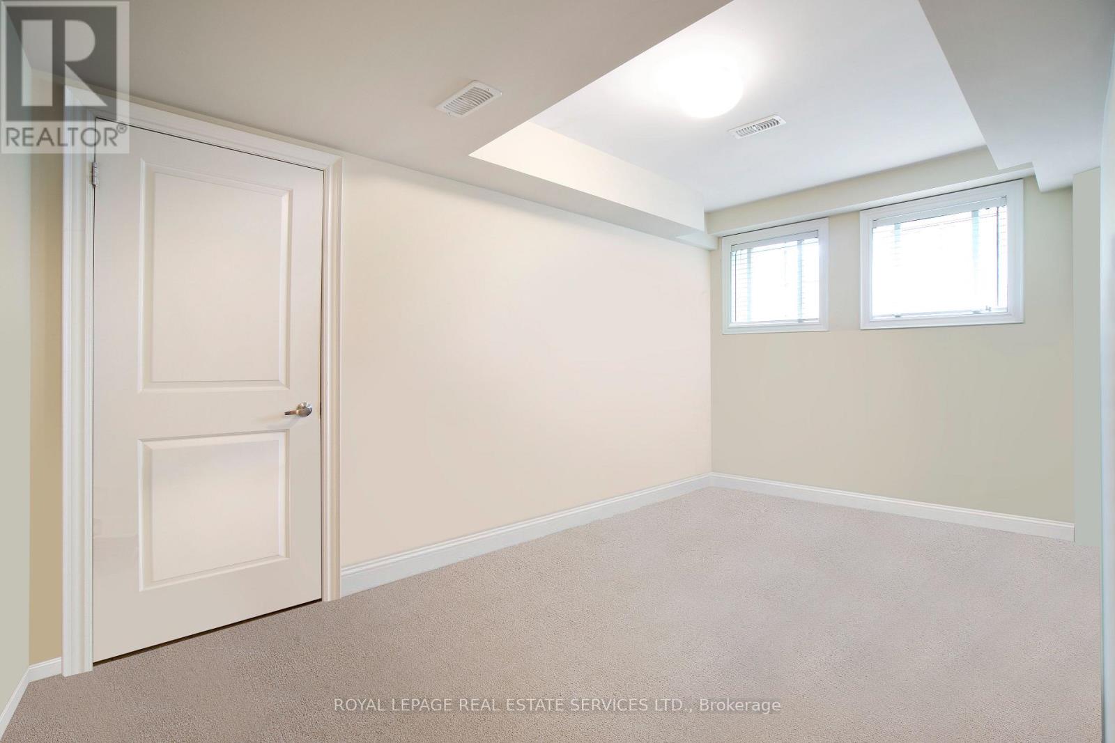 122 Six Point Road, Toronto, Ontario  M8Z 0A1 - Photo 19 - W12960914