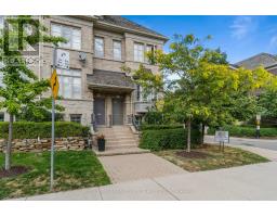 122 SIX POINT ROAD, Toronto, Ontario