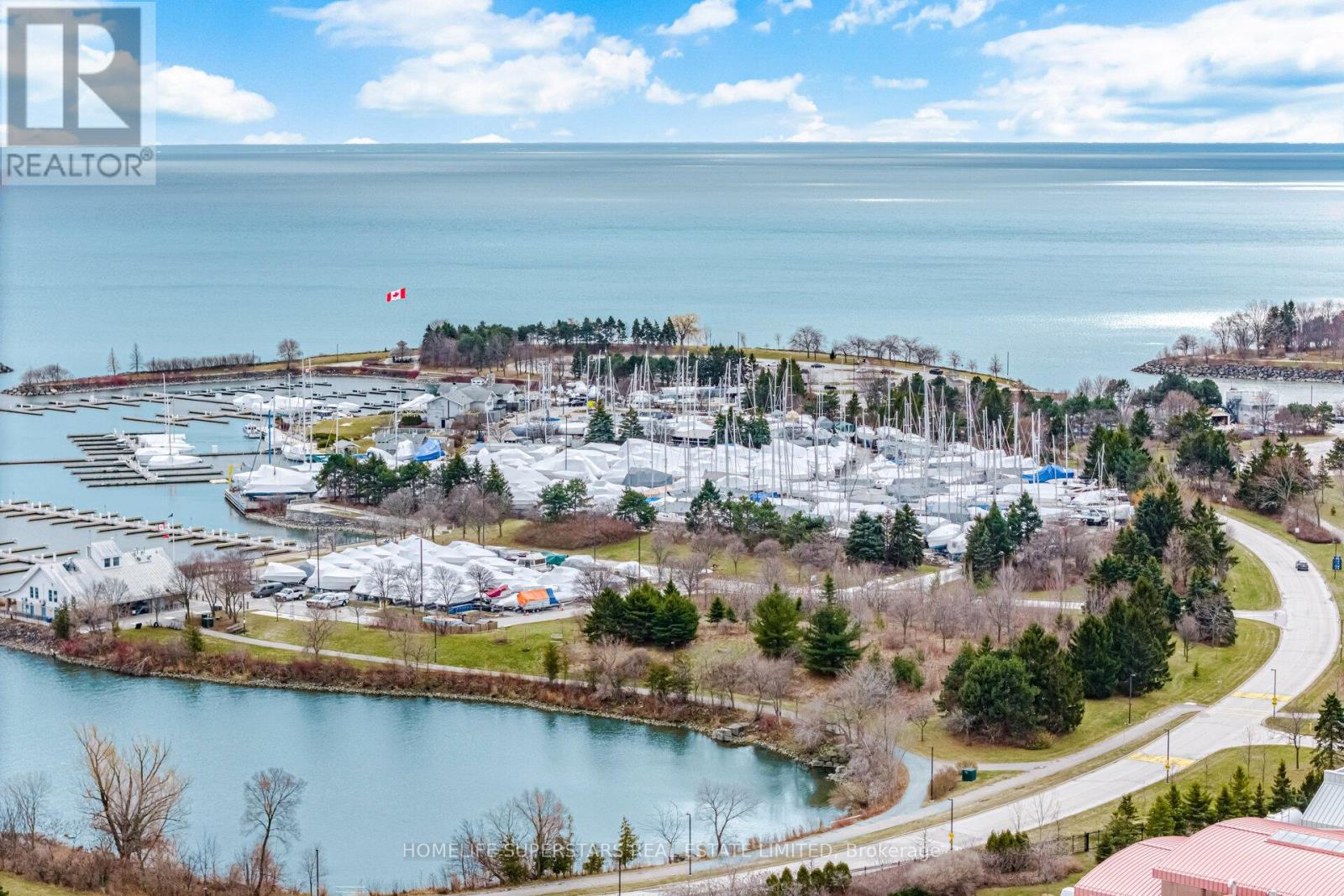 1073 Westmount Avenue, Mississauga, Ontario  L5E 1X5 - Photo 15 - W12960922