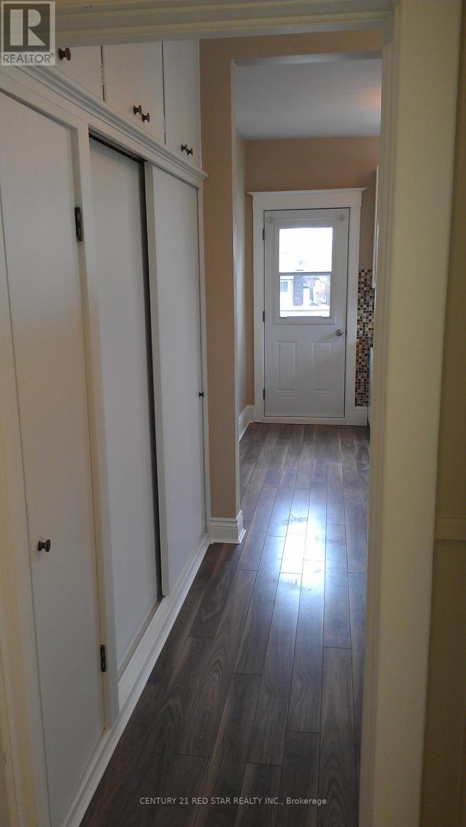 57 Humberside Avenue, Toronto, Ontario  M6P 1J6 - Photo 20 - W12960934