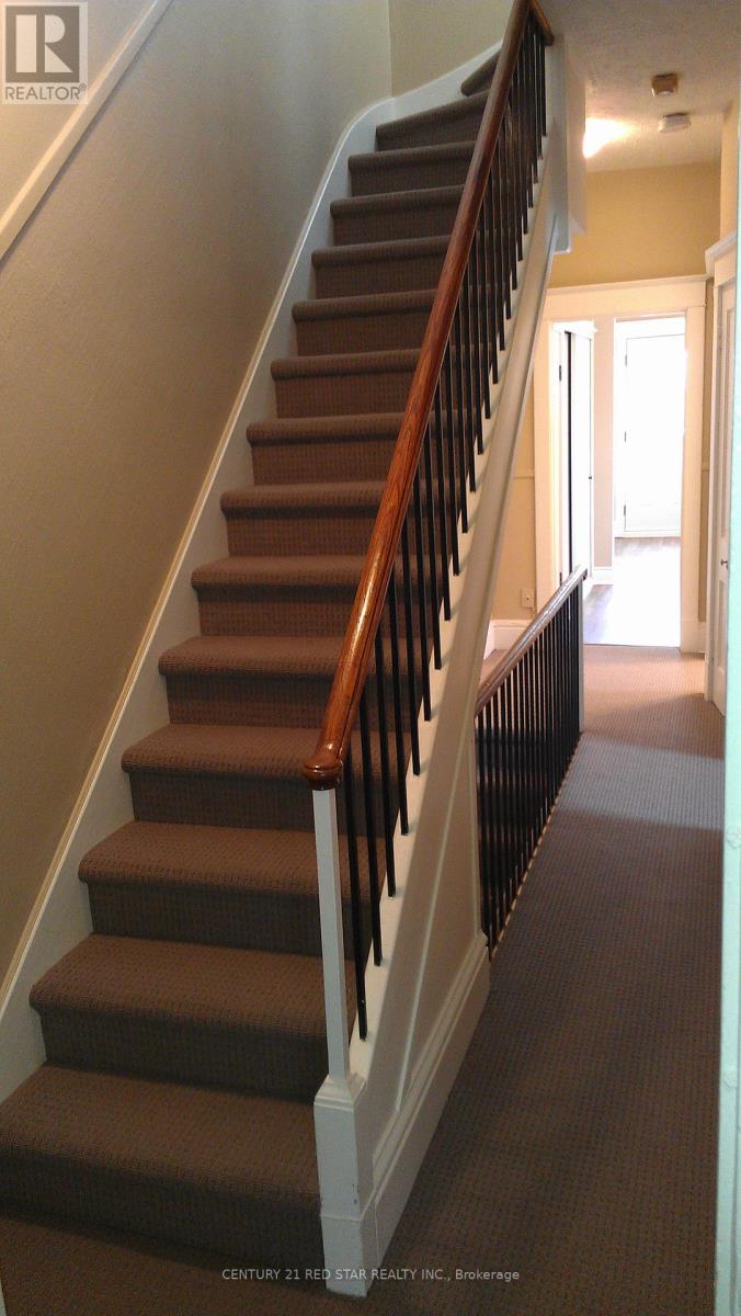 57 Humberside Avenue, Toronto, Ontario  M6P 1J6 - Photo 21 - W12960934