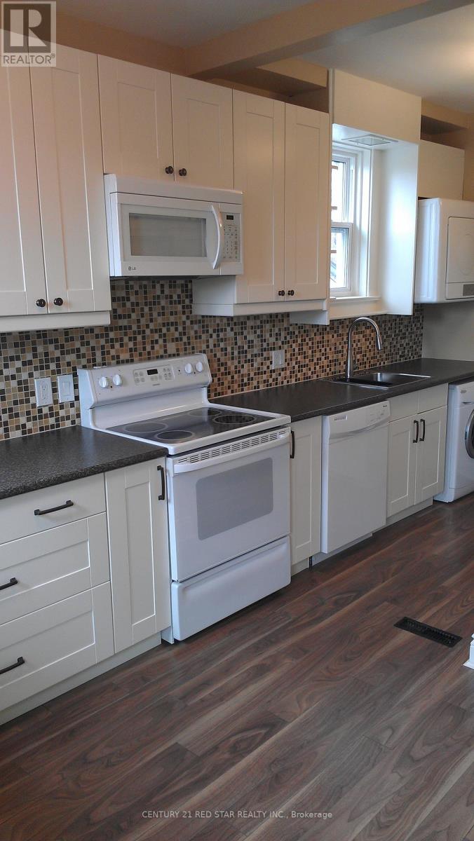 57 Humberside Avenue, Toronto, Ontario  M6P 1J6 - Photo 22 - W12960934