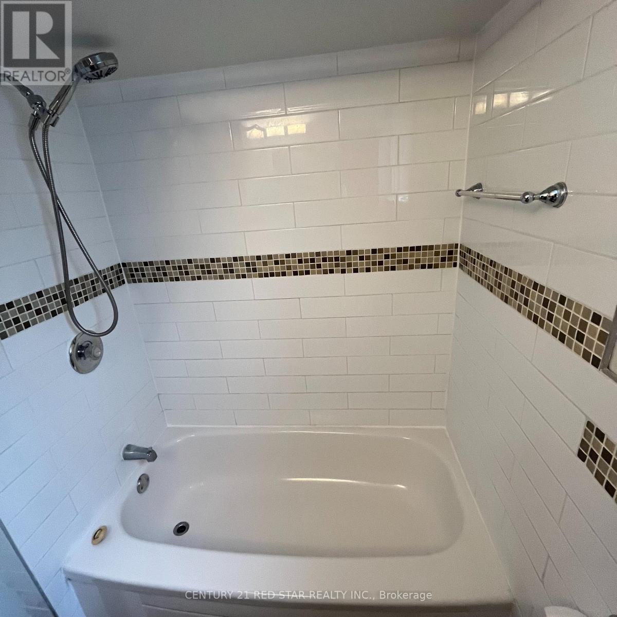 57 Humberside Avenue, Toronto, Ontario  M6P 1J6 - Photo 31 - W12960934