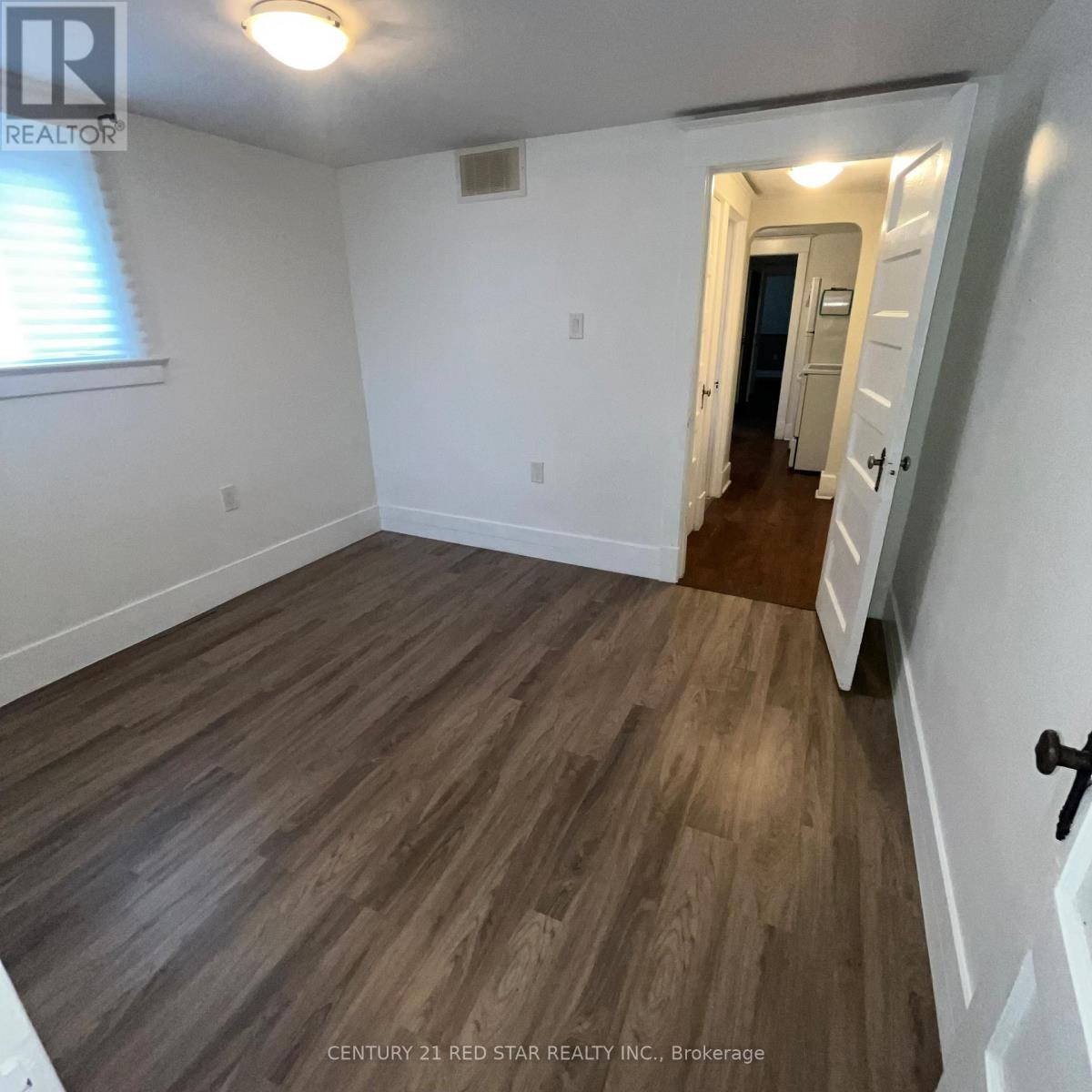 57 Humberside Avenue, Toronto, Ontario  M6P 1J6 - Photo 33 - W12960934