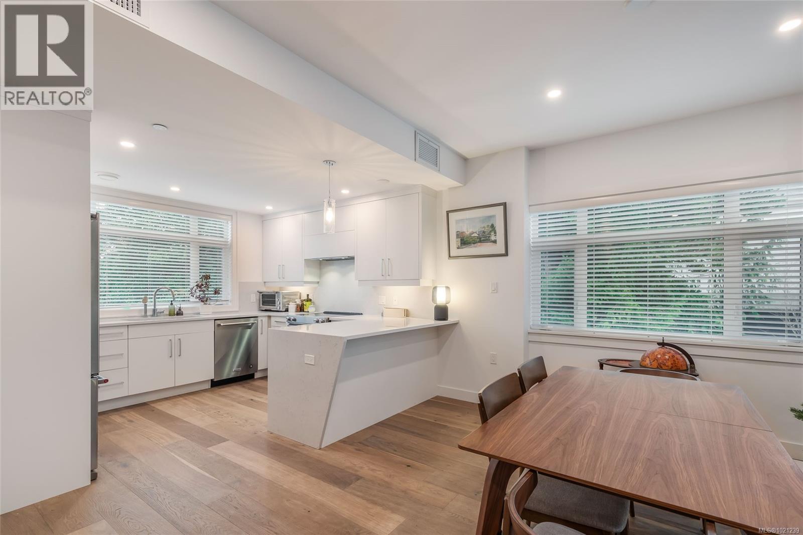 8 180 First Ave W, Qualicum Beach, British Columbia V9K 1H1 - Photo 12 - 1021239