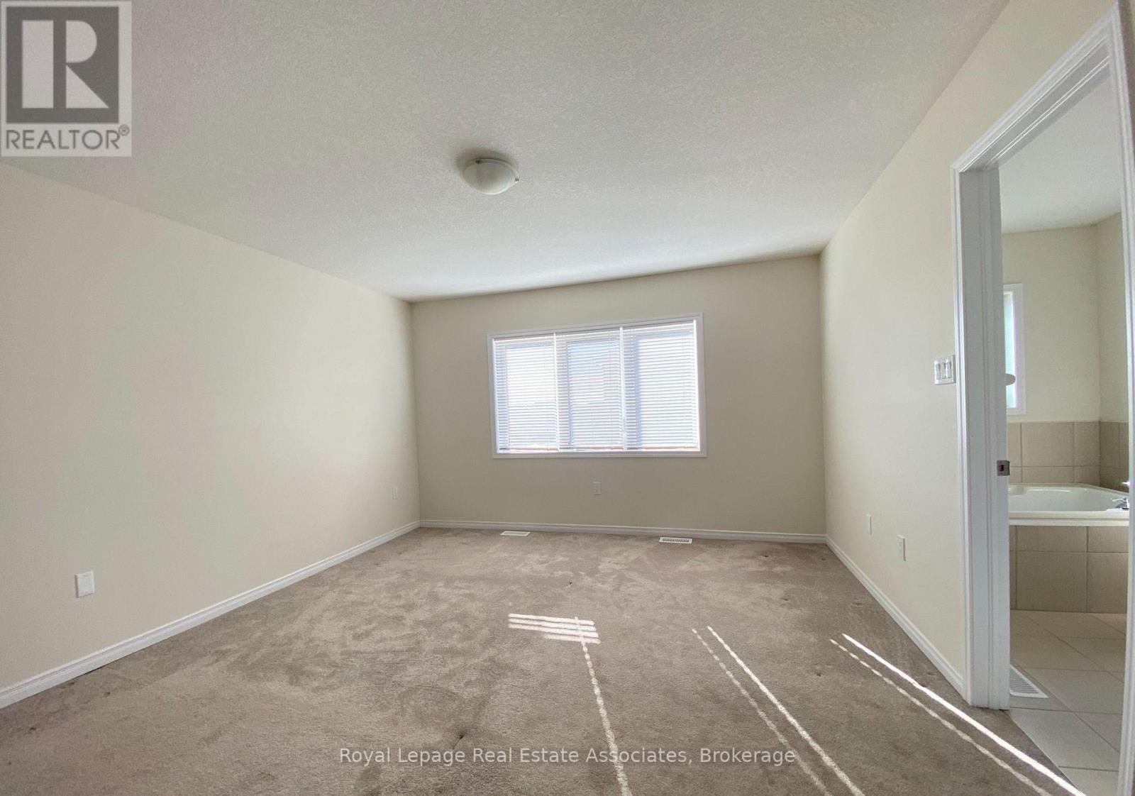 3 Amos Avenue, Brantford, Ontario N3T 0V4 - Photo 10 - X12960738