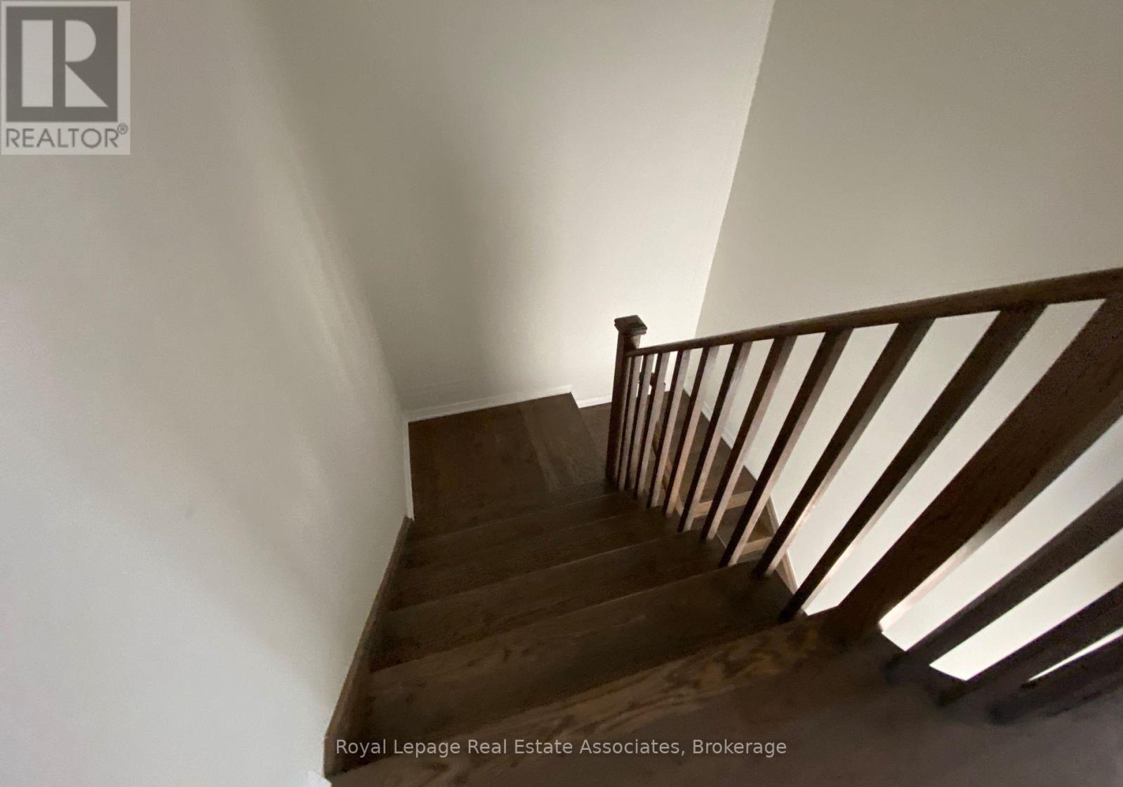 3 Amos Avenue, Brantford, Ontario N3T 0V4 - Photo 7 - X12960738