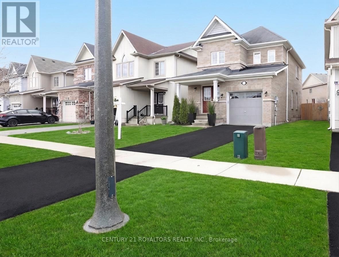 386 Thompson Street, Woodstock (Woodstock - North), Ontario  N4S 7W2 - Photo 2 - X12960768