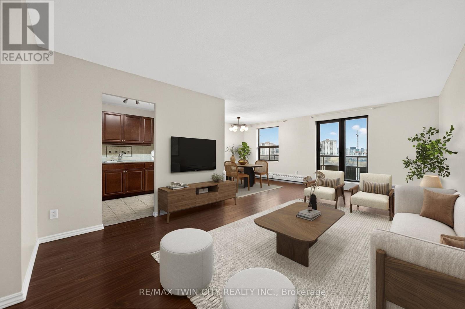 605 - 1100 Courtland Avenue E, Kitchener, Ontario  N2C 2H9 - Photo 11 - X12960798