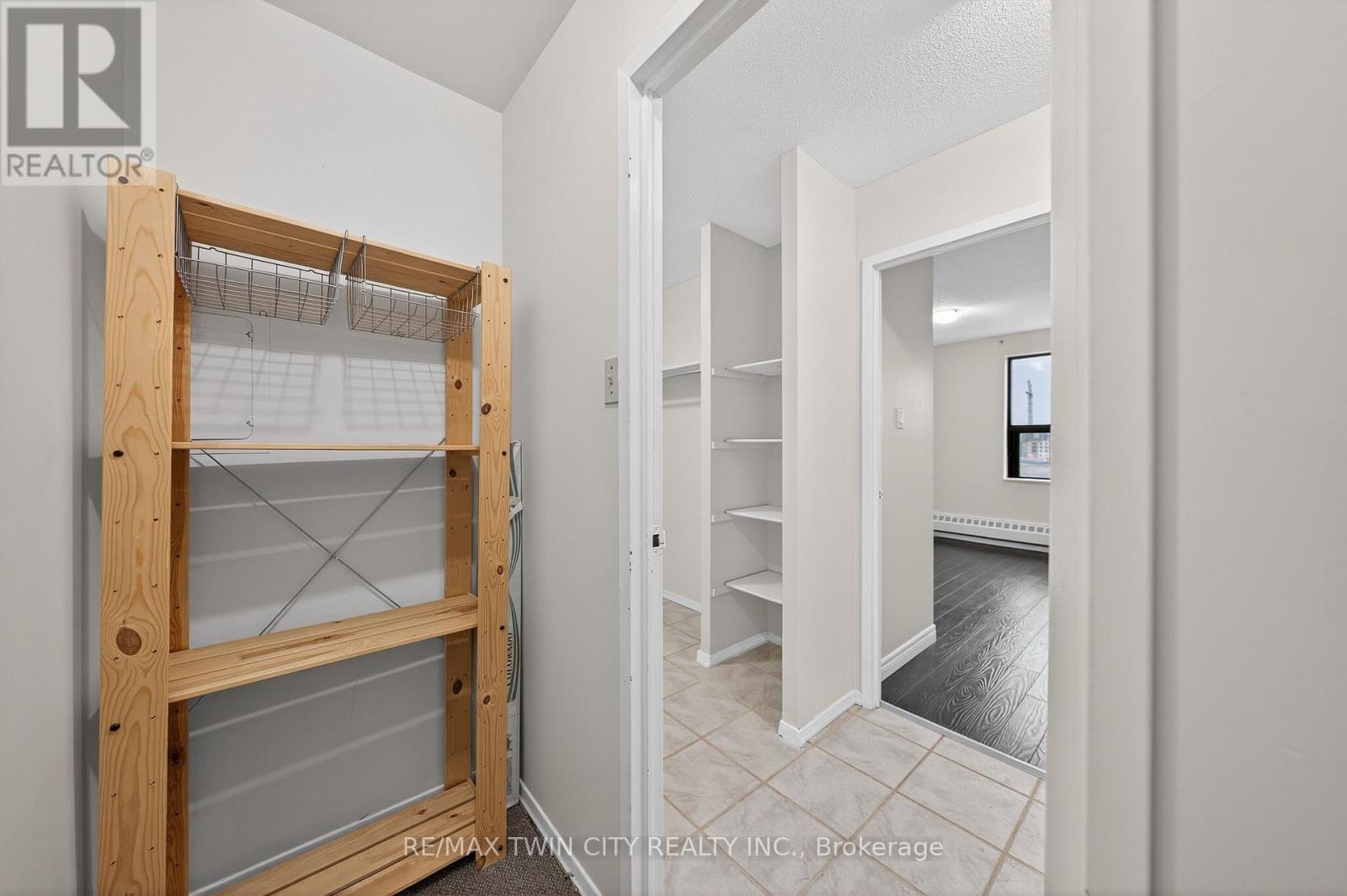 605 - 1100 Courtland Avenue E, Kitchener, Ontario  N2C 2H9 - Photo 25 - X12960798