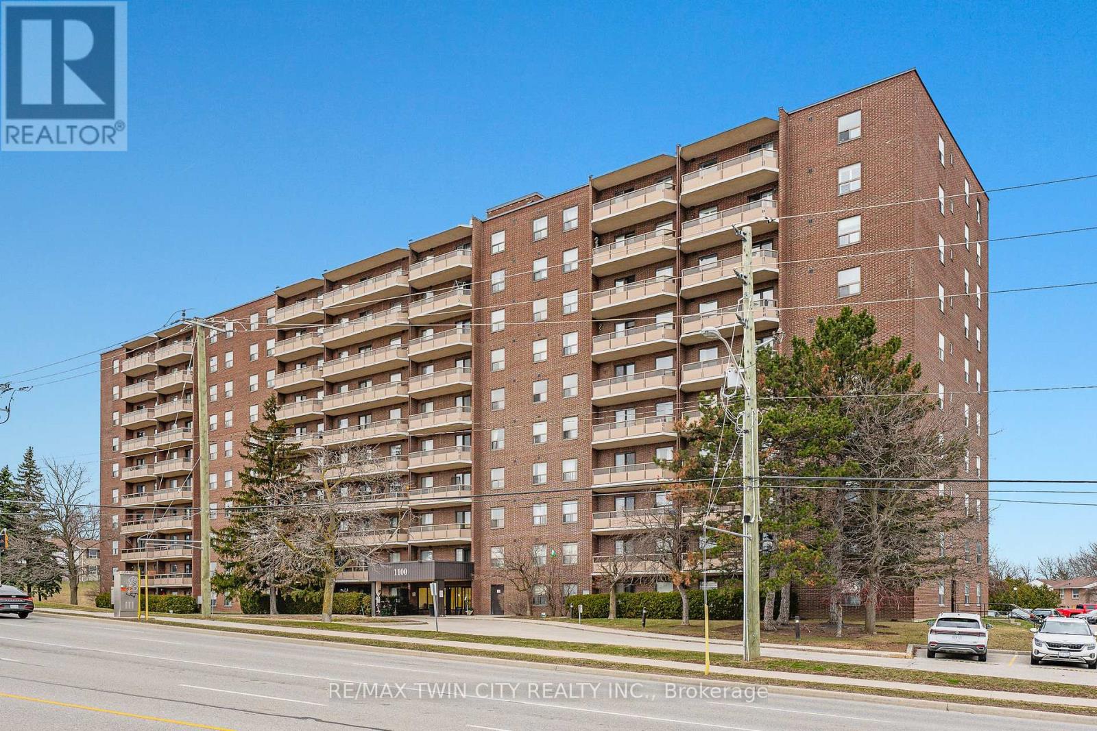 605 - 1100 Courtland Avenue E, Kitchener, Ontario  N2C 2H9 - Photo 5 - X12960798