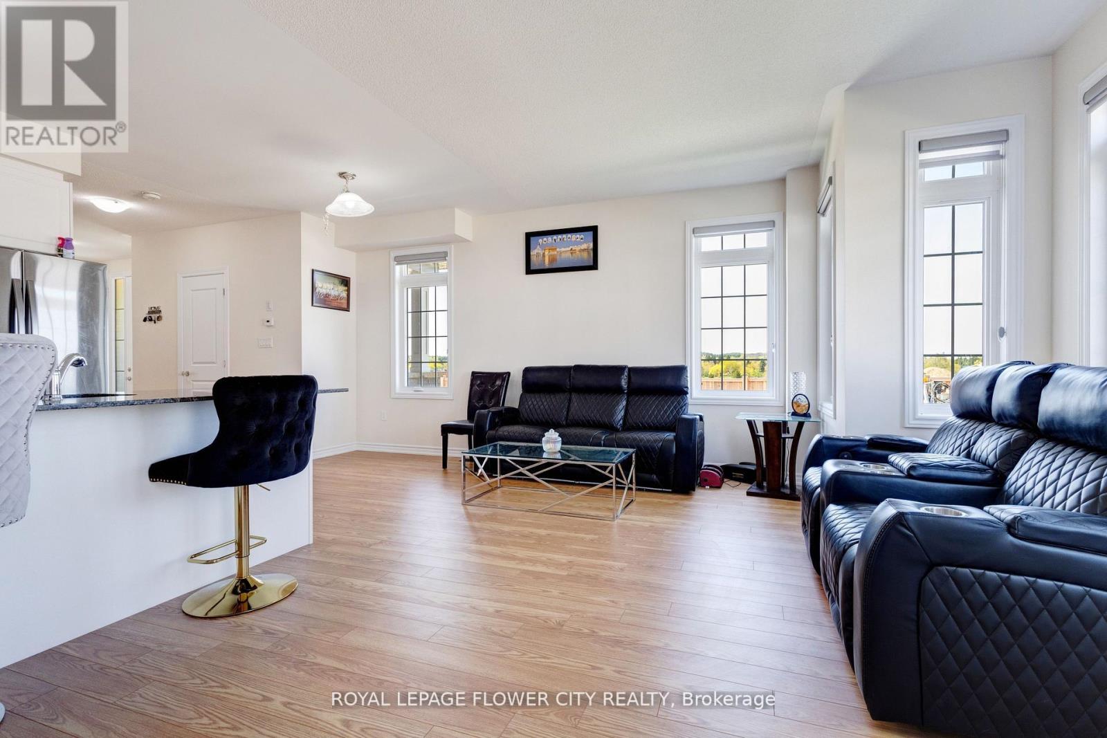 11 Conboy Drive, Erin, Ontario N0B 1T0 - Photo 11 - X12960834