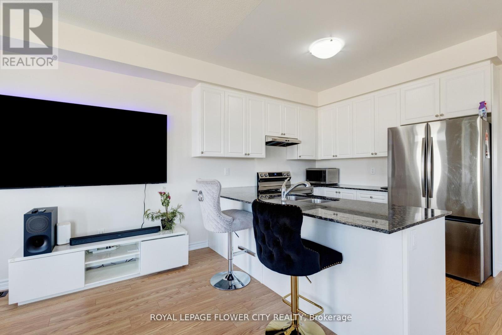 11 Conboy Drive, Erin, Ontario N0B 1T0 - Photo 15 - X12960834