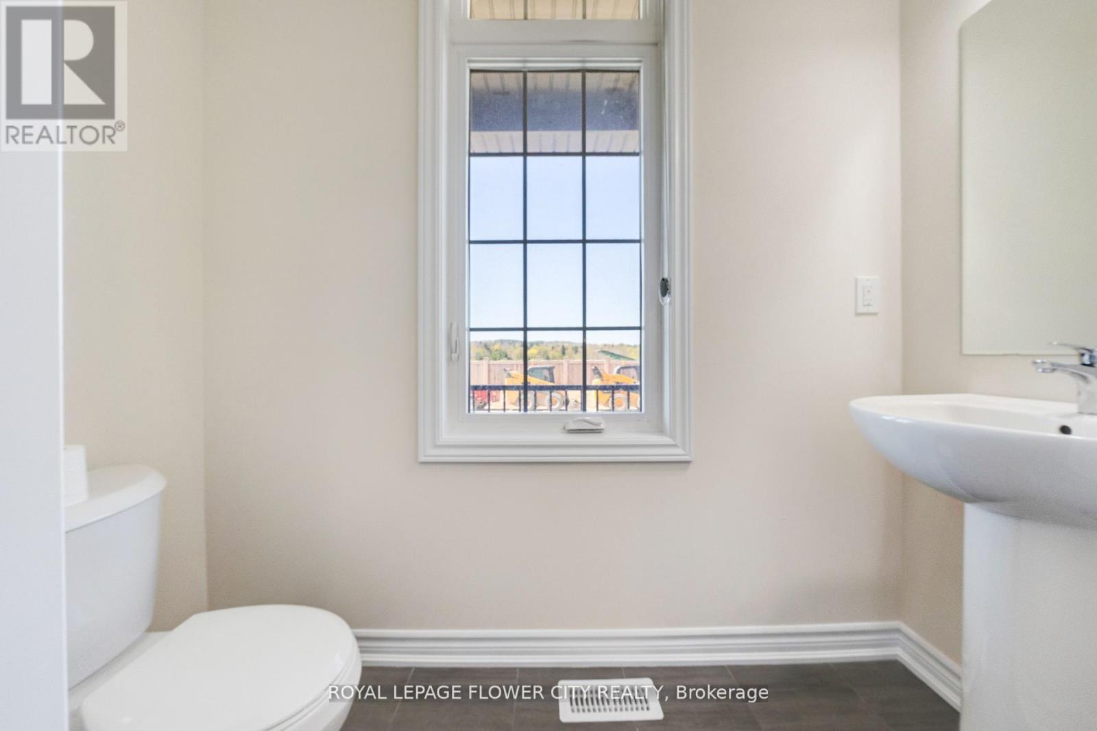 11 Conboy Drive, Erin, Ontario N0B 1T0 - Photo 42 - X12960834