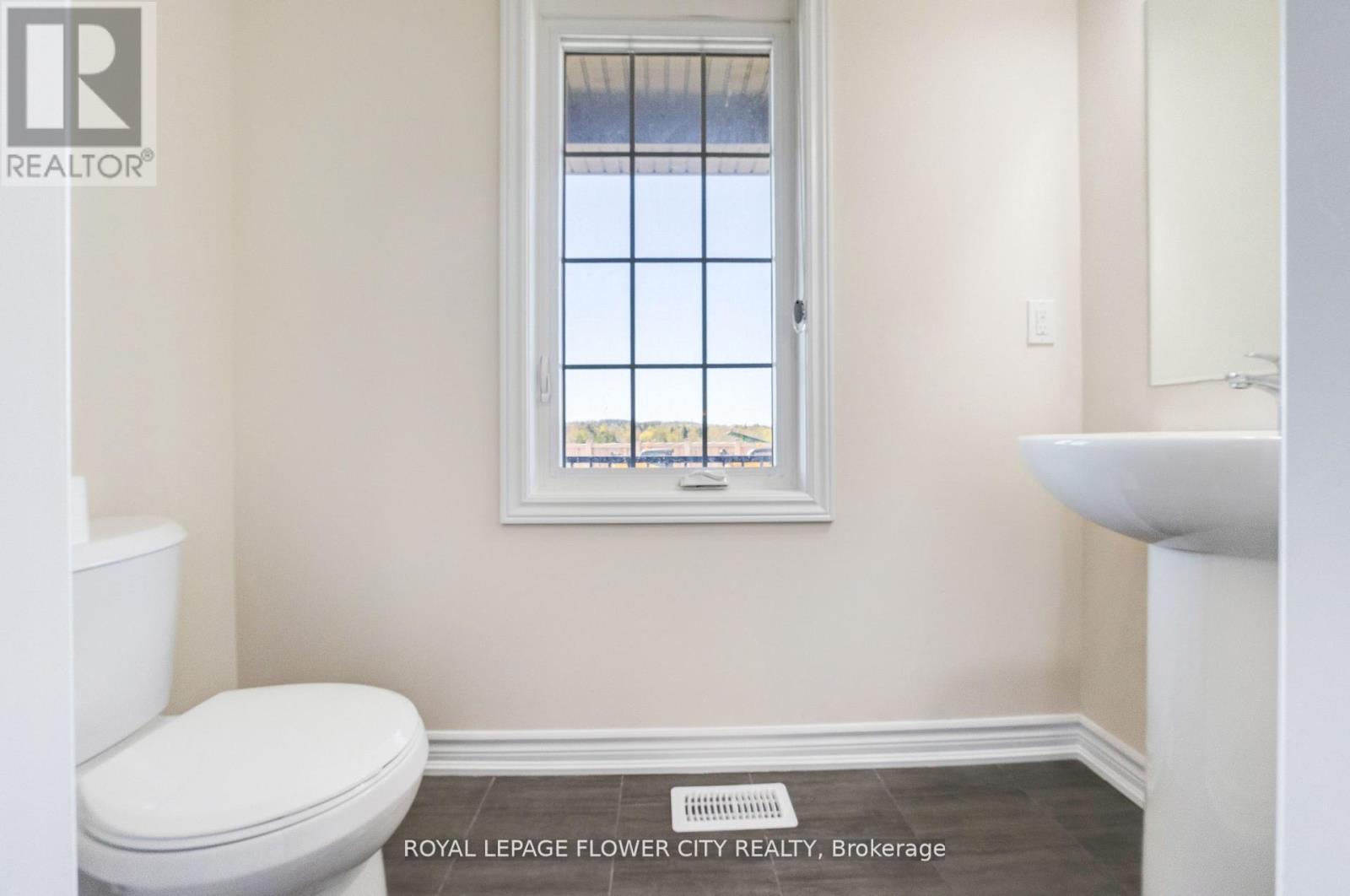 11 Conboy Drive, Erin, Ontario N0B 1T0 - Photo 43 - X12960834