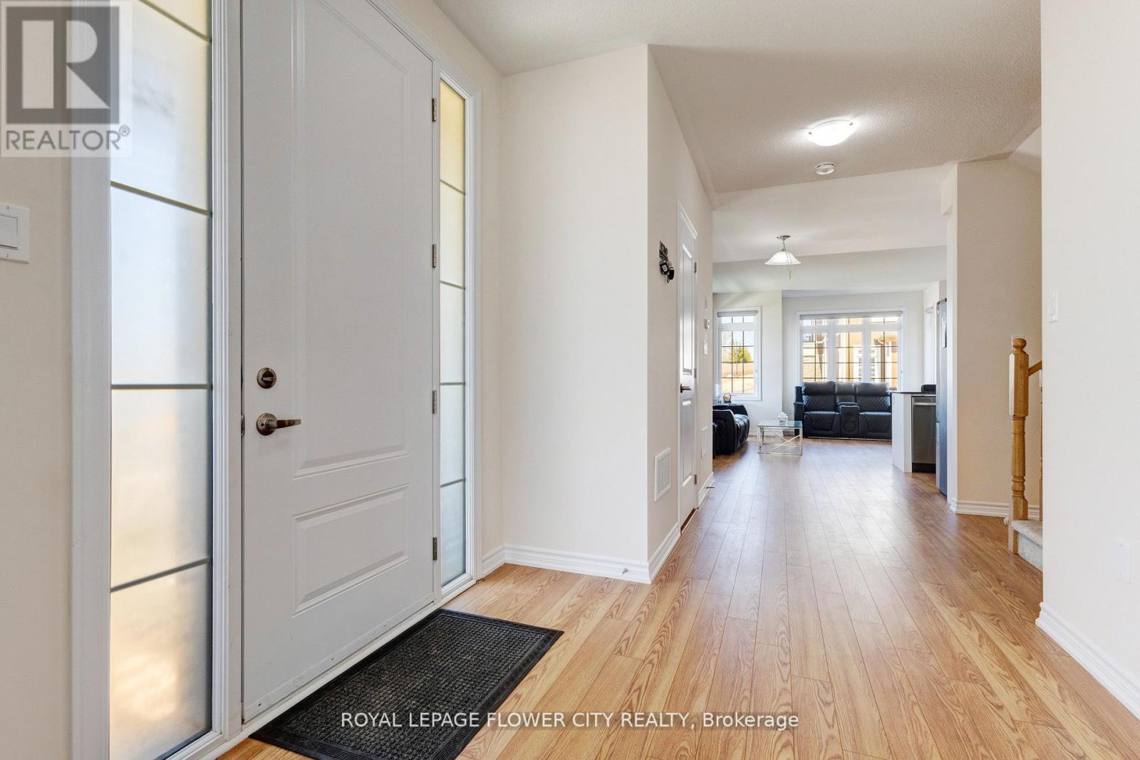 11 Conboy Drive, Erin, Ontario N0B 1T0 - Photo 6 - X12960834