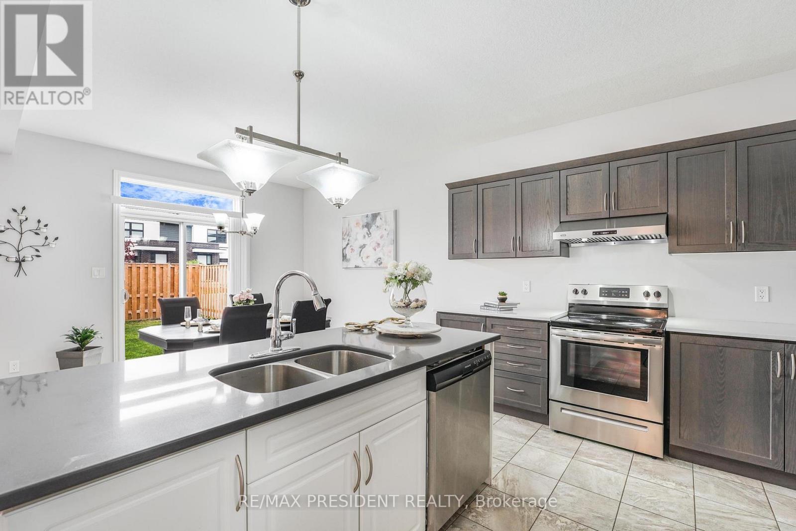 505 Sophia Crescent, London North, Ontario  N6H 5L4 - Photo 16 - X12960892