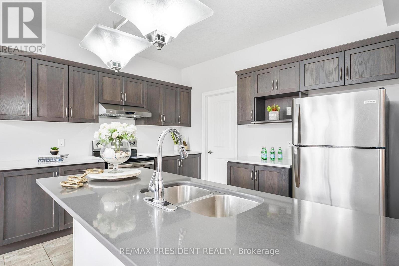 505 Sophia Crescent, London North, Ontario  N6H 5L4 - Photo 18 - X12960892