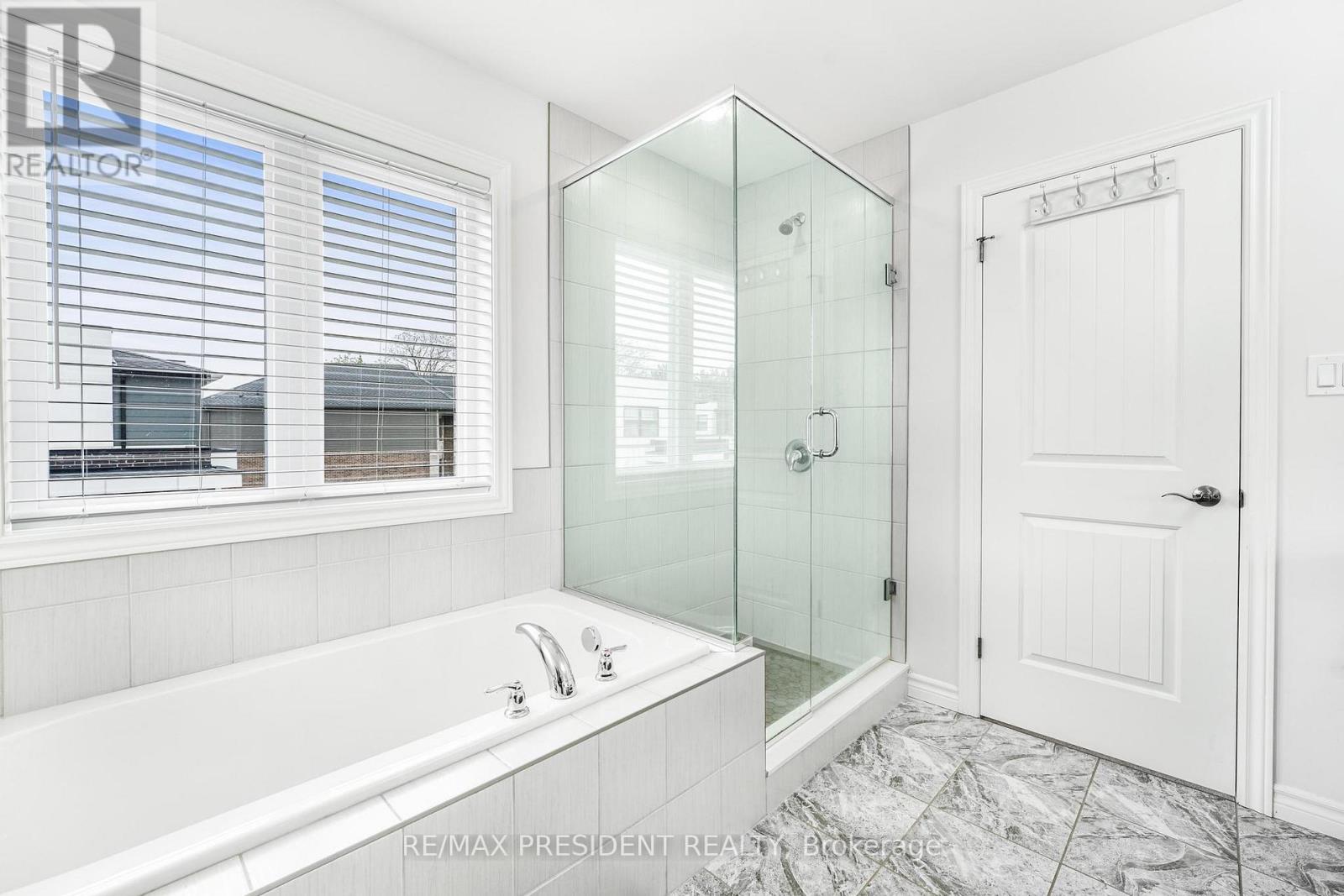 505 Sophia Crescent, London North, Ontario  N6H 5L4 - Photo 29 - X12960892