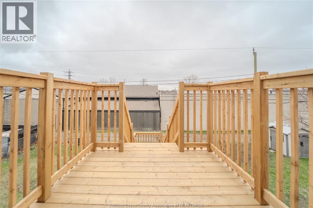 932 Oak Avenue Unit# Upper, Windsor, Ontario  N9A 5G2 - Photo 13 - 26007120