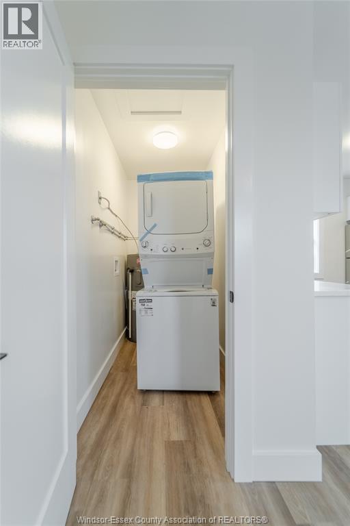 932 Oak Avenue Unit# Upper, Windsor, Ontario  N9A 5G2 - Photo 8 - 26007120