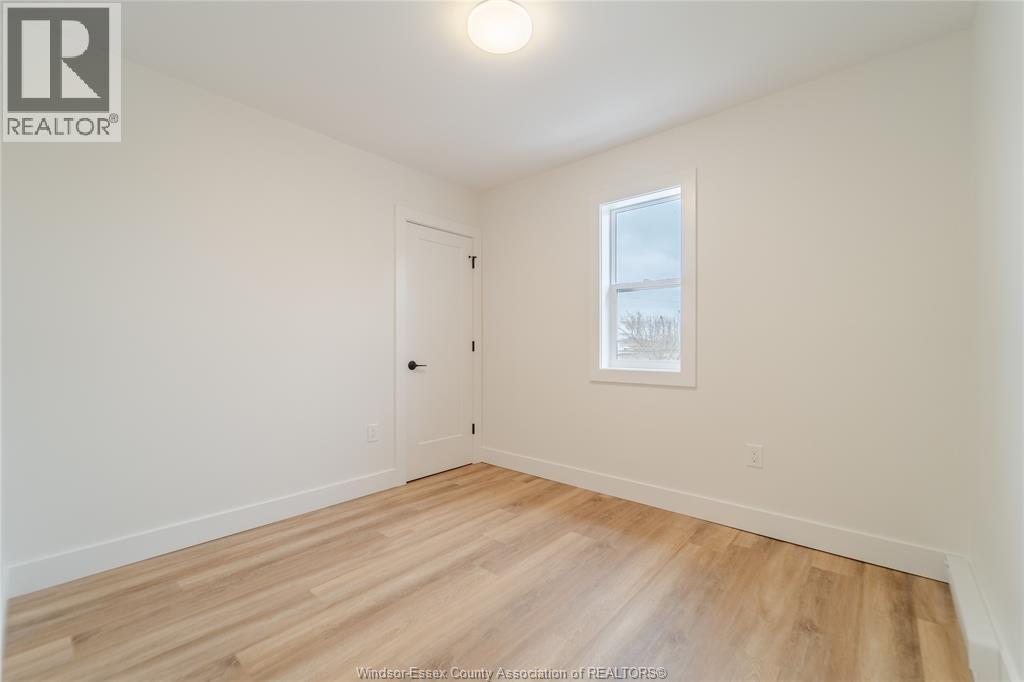 932 Oak Avenue Unit# Upper, Windsor, Ontario  N9A 5G2 - Photo 9 - 26007120