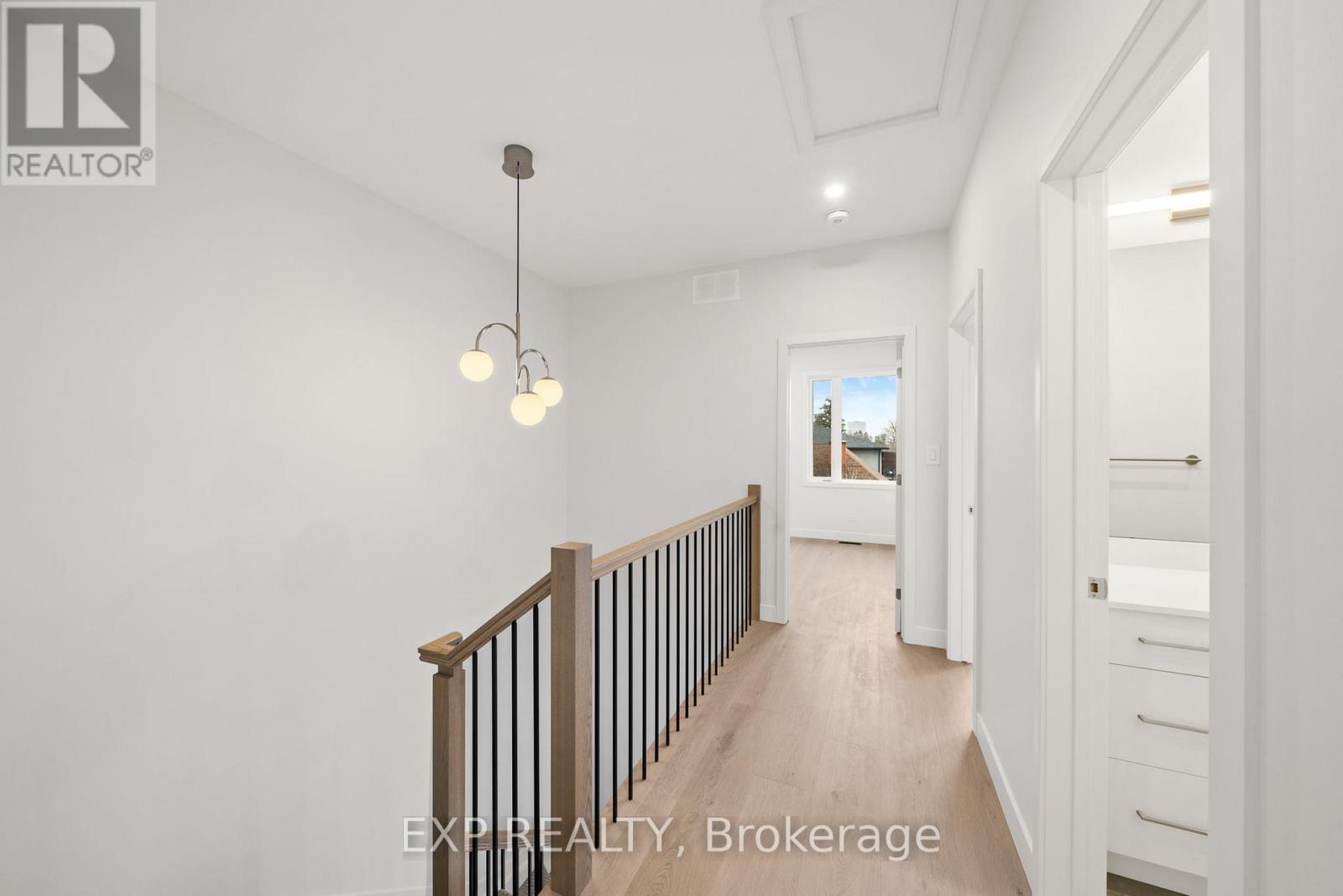 A - 2 Iona Street, Ottawa, Ontario  K1Y 0V1 - Photo 17 - X12844260