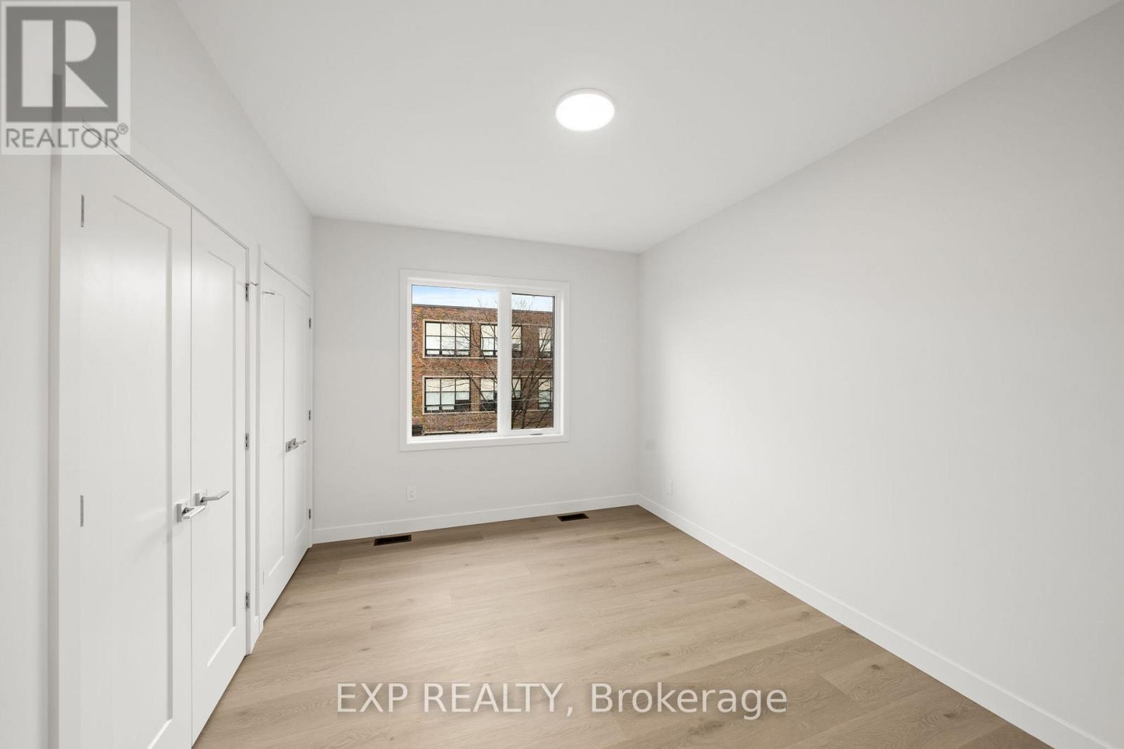 A - 2 Iona Street, Ottawa, Ontario  K1Y 0V1 - Photo 15 - X12844260